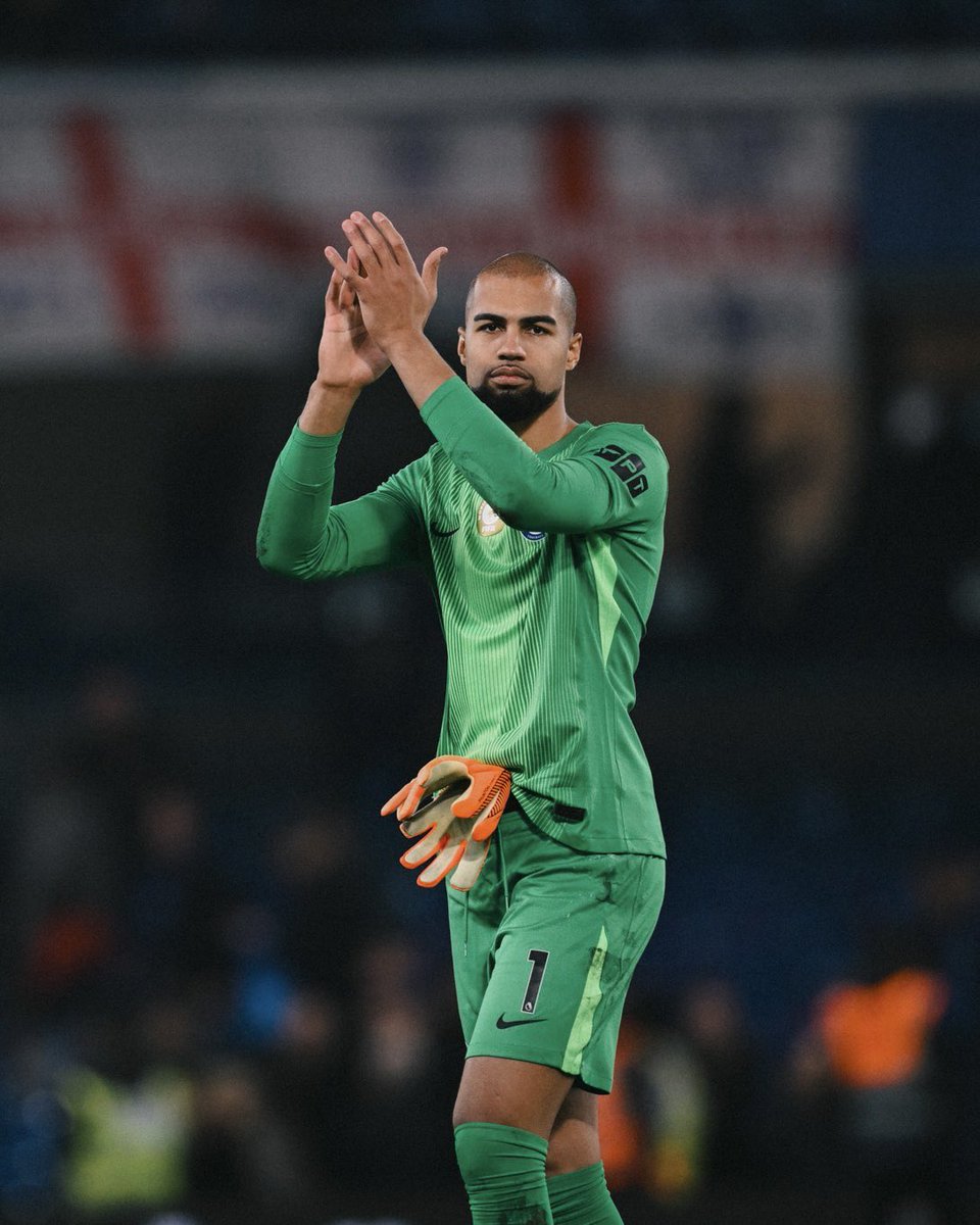 Chelsea_FR_'s tweet image. 🚨 Robert Sanchez est désormais le gardien avec le plus de Clean Sheet en Premier League cette saison (8) ! 🧤🤯

Quelle évolution 🔥