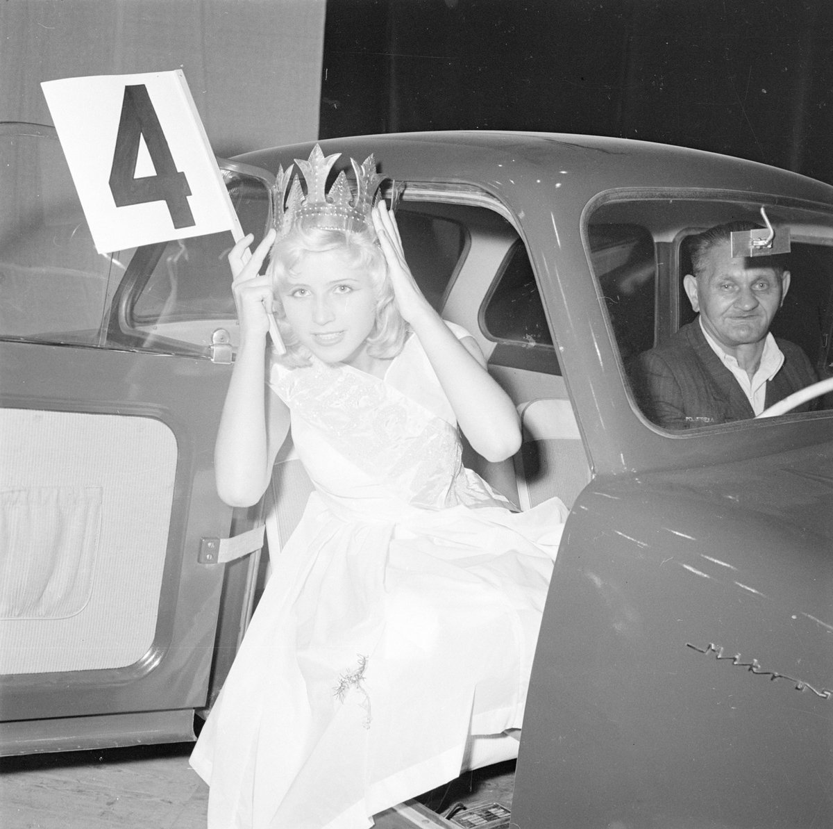 backintheprl's tweet photo. wybory miss wybrzeża (1959) https://t.co/NNzeS1R2T1