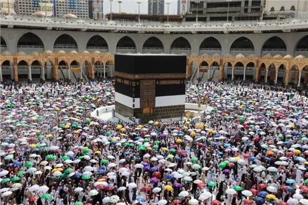 عاجل | «إيقاف فوري وإلغاء تراخيص».. تحذر هام بشأن مخالفة برامج العمرة من غرفة السياحة للشركات 