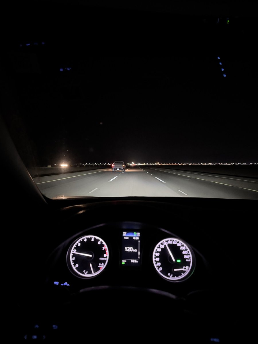 ماسك خط مابتابع المباراة
Visca Barca❤️💙