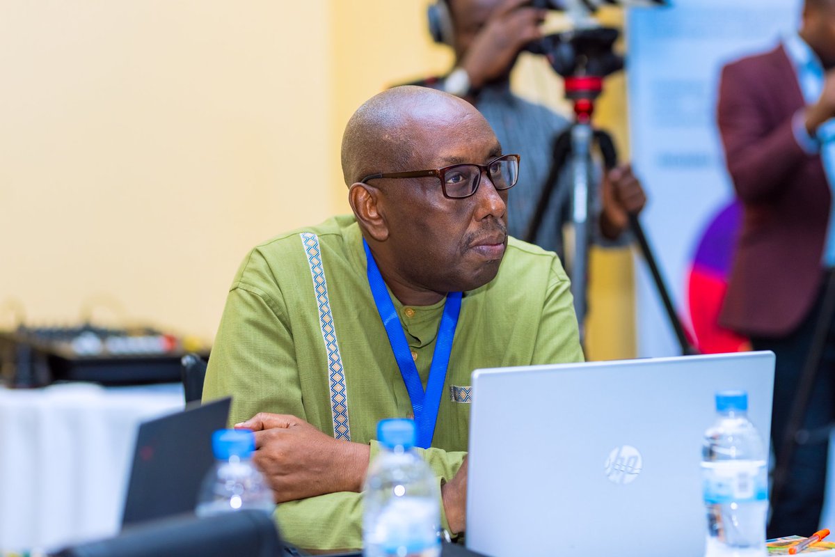 6/ Dr. M. Claire emphasized the economic case for AMR investment, showing that preventive action today is far more cost-effective than addressing long-term consequences of uncontrolled resistance.