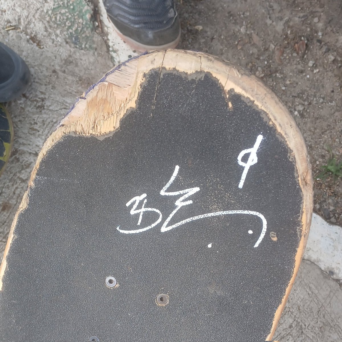 henrique tweet media