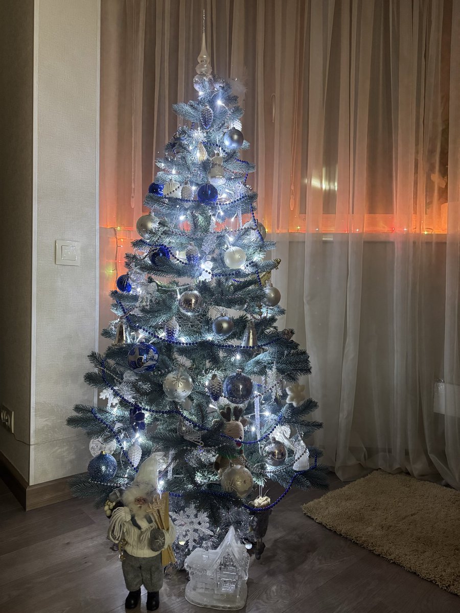 Нарядились 🥰🎄