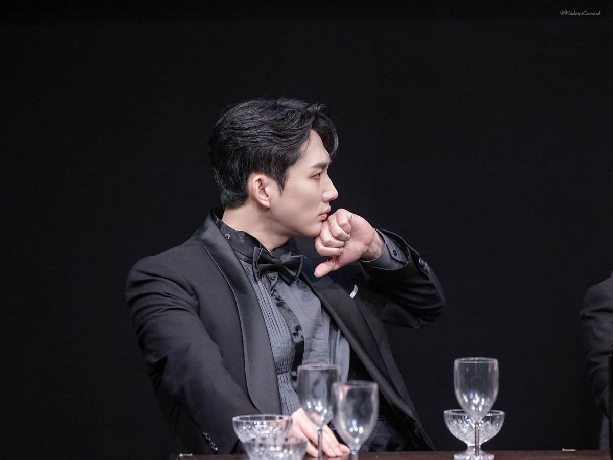 연극 포쉬 장면시연 
5장 <라이엇 경>
251213 낮

가이 役 이예준  
#이예준