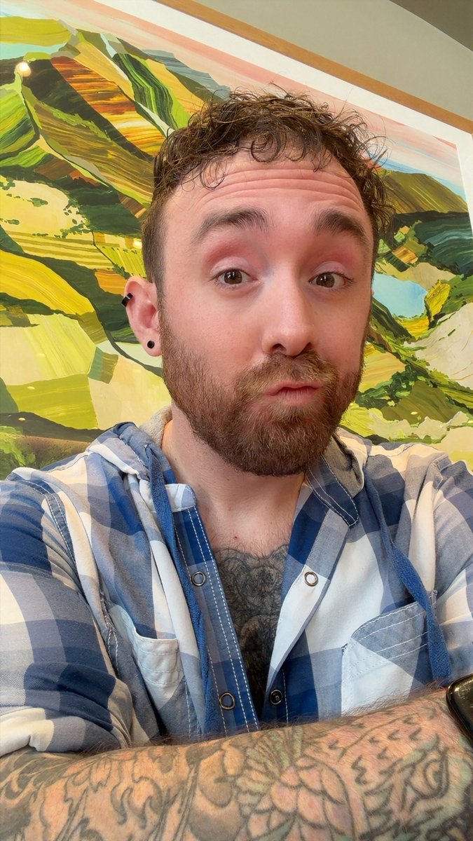 HRHStumpy's tweet image. It’s way too hot to be wearing this and actual pants but here we are