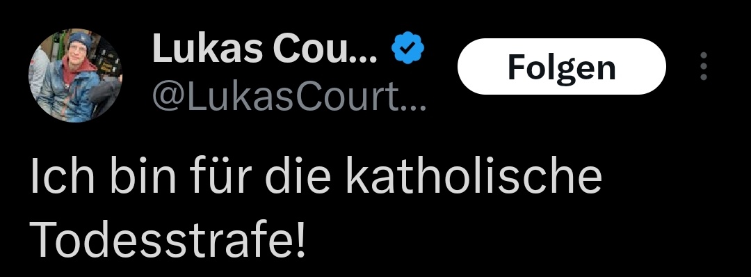 Alien tweet media