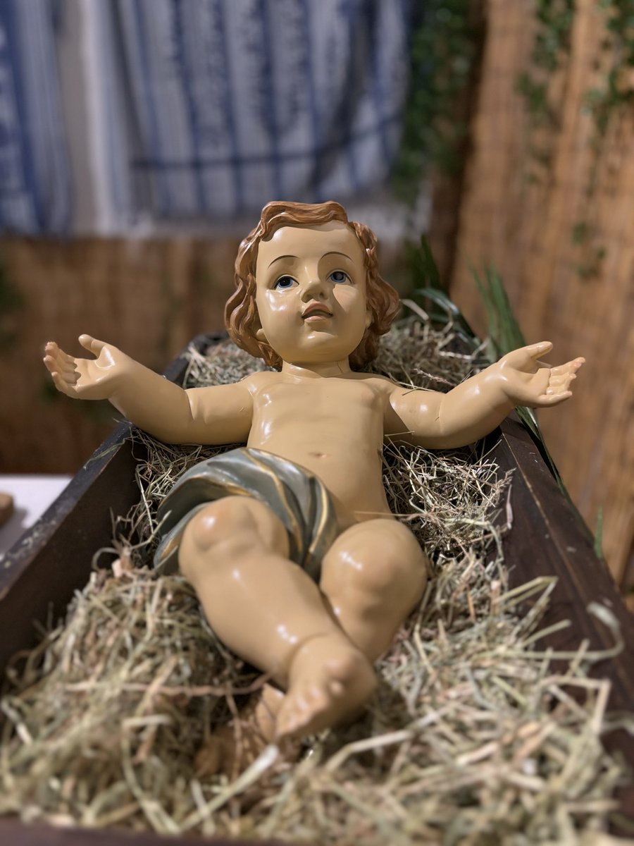 CatholicMothers's tweet photo. A beautiful Nativity Play and concert from the Children of the Catholic Mothers Nest - so much care and fun and attention. Jesus’s birth was well commemorated with music and devotion! Well done to all the children many of whom were on stage for the very first time. https://t.co/IkL8dHYTjC