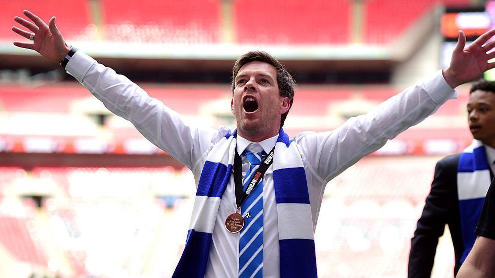 gas1883's tweet image. This will always be the Darrell Clarke I’ll remember. Very sad it’s not worked out second time round - it was worth a punt. No better bloke around than him. Good luck mate.  #utg