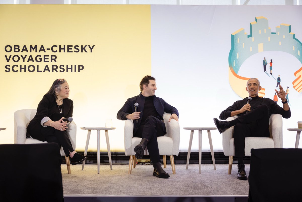 BarackObama's tweet image. I’m always inspired by the young people I meet through our @ObamaFoundation Voyagers and Scholars programs. Together, they’re creating change and tackling some of the world’s most pressing challenges.