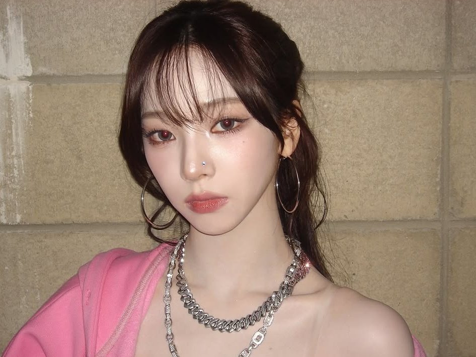 karomilea's tweet photo. ⠀⠀⠀⠀

୨୧   ;   𝖻𝗈𝗅𝖽   𝖾𝗒𝖾𝗌,   𝖼𝗈𝗅𝖽   𝗌𝗍𝖺𝗋𝖾  𖥔 ݁ . ♥︎

⠀ https://t.co/SsPtCffCG7