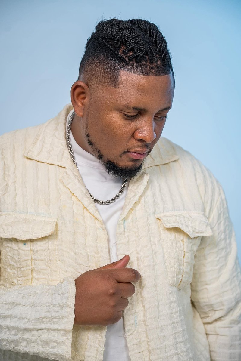 Canalmw98's tweet photo. Kell Kay ft Driemo & Kambwiri sisters
Fine is out now 🔁
https://t.co/UG1wiDYVxz
#Kellkay
#Ndabwerandinkhani https://t.co/ZHng7Y9jCl