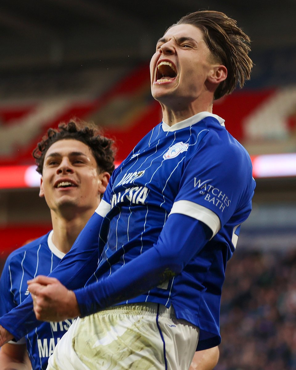 CardiffCityFC's tweet photo. 💪💙

#CityAsOne | @CianAshford https://t.co/e2x71Y0Z4S