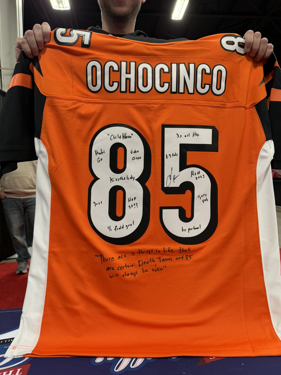 ochocinco's tweet image. 🔥