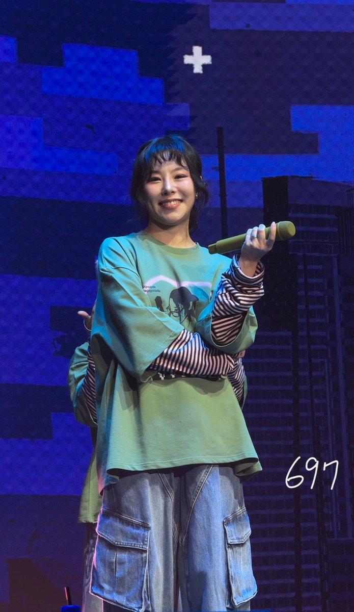 251213
휘인 팬콘 OWHEECE in Kaohsiung 
🫳🏻🫳🏻🫳🏻🫳🏻
#마마무 #휘인 #MAMAMOO #WHEEIN