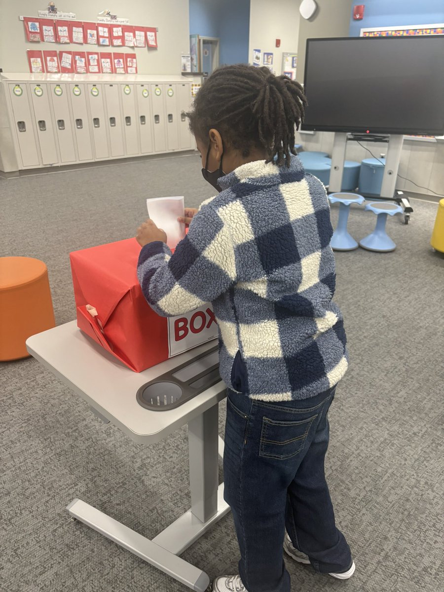 MsSnyderBCPS's tweet photo. My scholars have been learning about democracy &amp; voting and yesterday they were able to experience it! They loved voting in the student elections! @RossvilleElem https://t.co/qlzMQRSPQB
