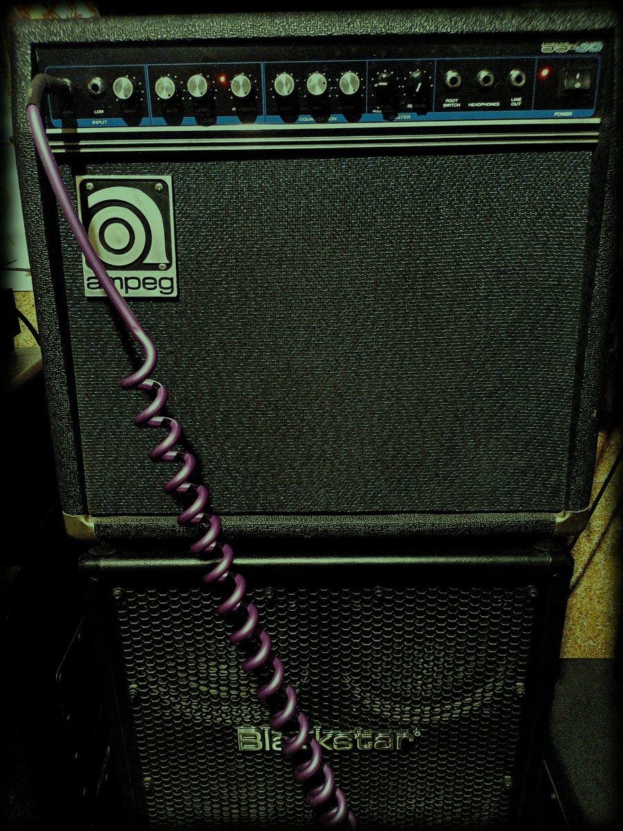 Third part of the first reamp for my #OsseltioN's new EP.
I am lucky enough to be one of a perfectly functional <a href="/Ampeg/">Ampeg</a> SS-35
And a really HEAVY <a href="/Fender/">Fender</a>  <a href="/jmascis/">J Mascis</a> signature cable.
"Empty words leave an empty void, supplanted by an experience not subject to obliteration"