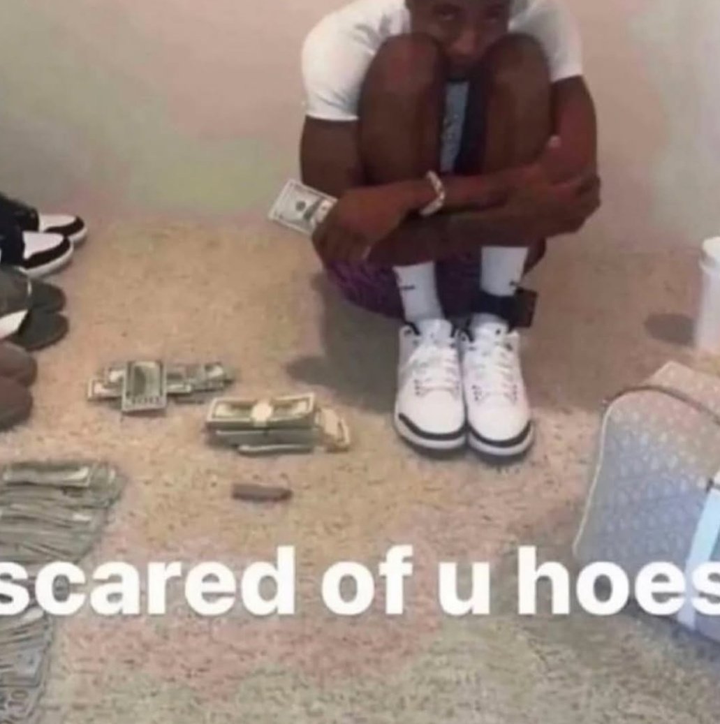 $B. (@maybebrendo) on Twitter photo 