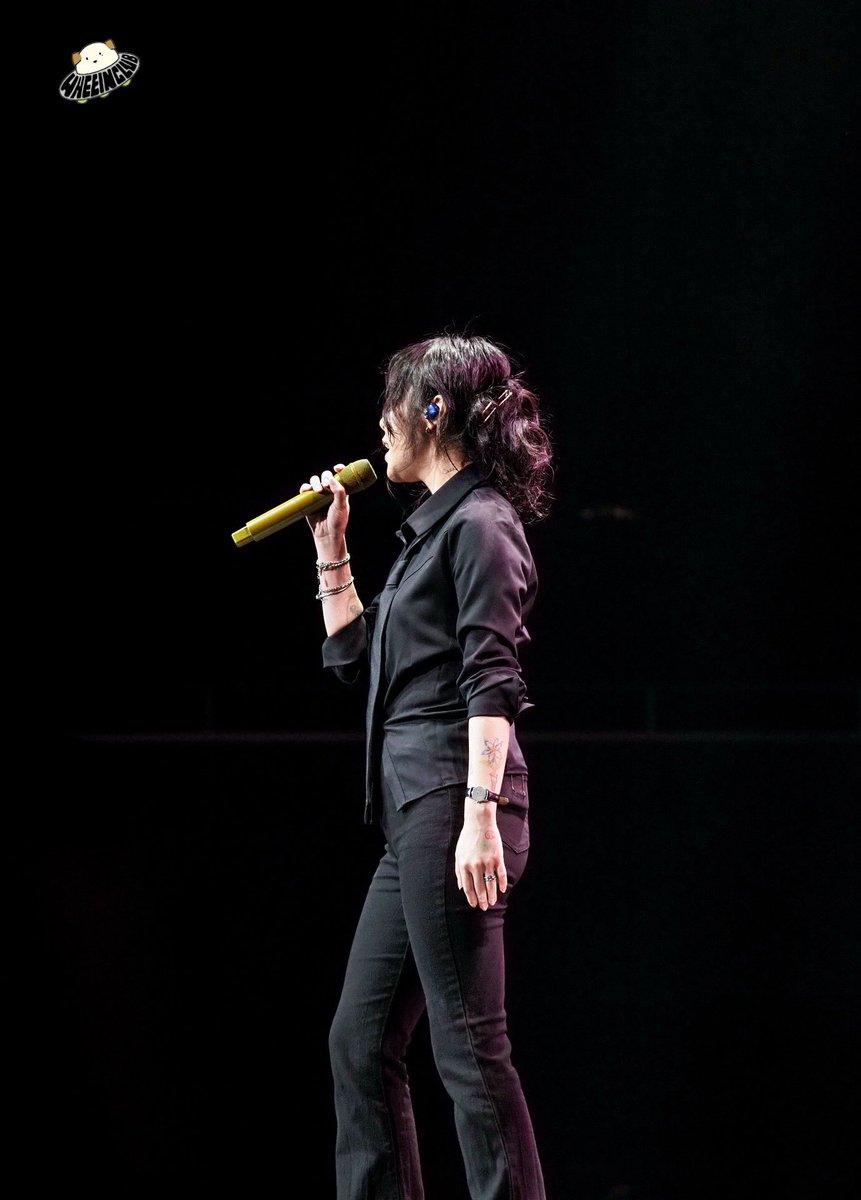 251213 OWHEECE in Kaohsiung 

永遠愛你😘

#WHEEIN #휘인 #輝人 #마마무 #Mamamoo