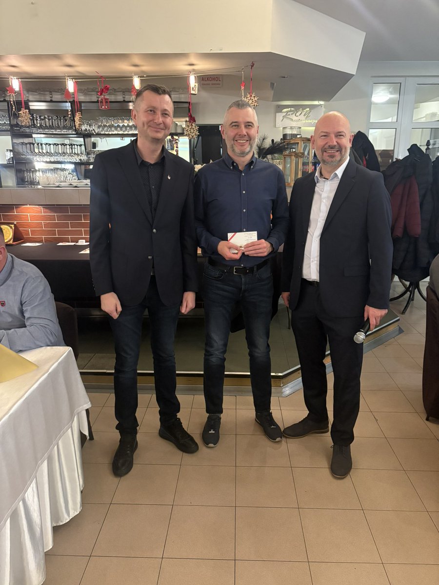 KS Dolny Śląsk tweet media