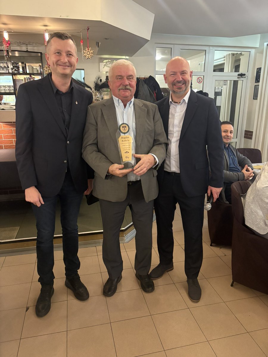 KS Dolny Śląsk tweet media