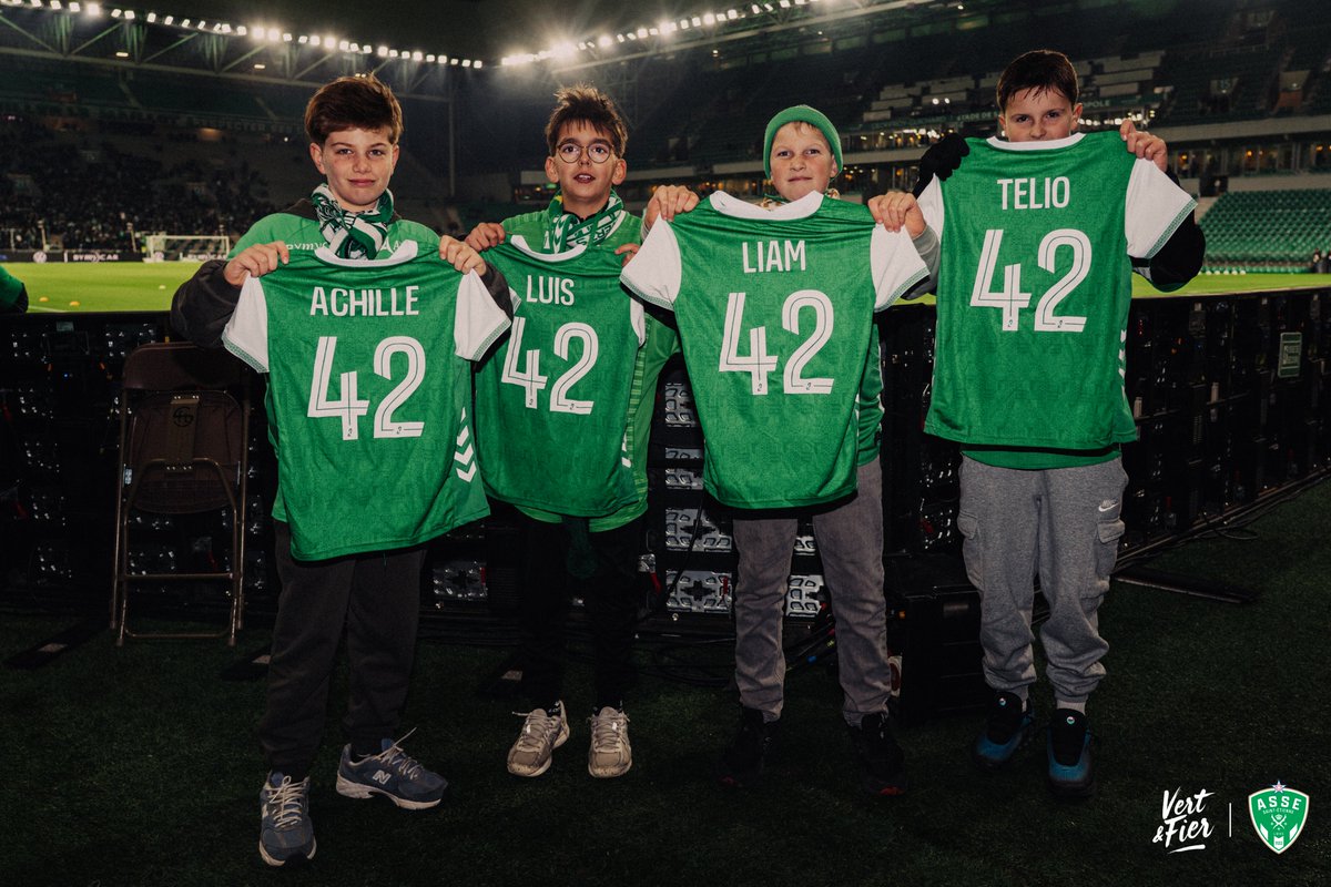 Joyeux Noël à ces quatre petits cracks ! 😉