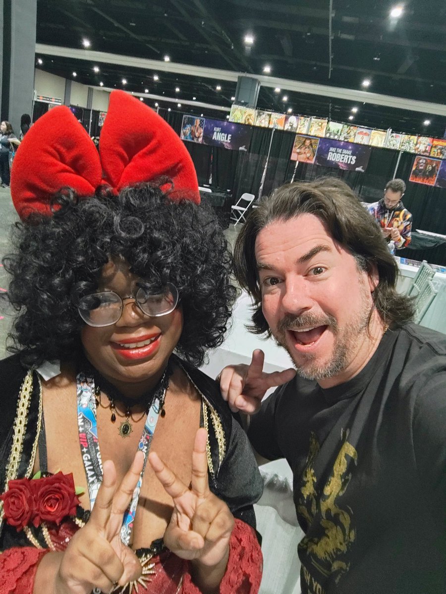 GothicSauce_Cosplays tweet media