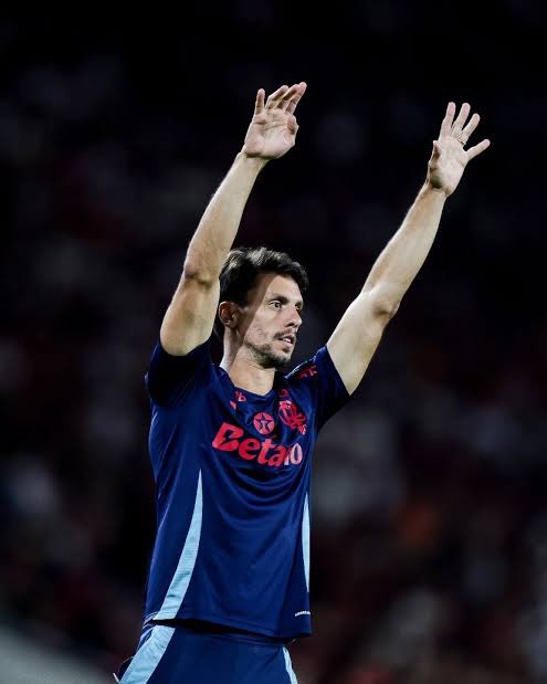 O mágico das bolas paradas.

Um dos regentes de 2019 continua fazendo história.

Isso é Rodrigo Caio!
