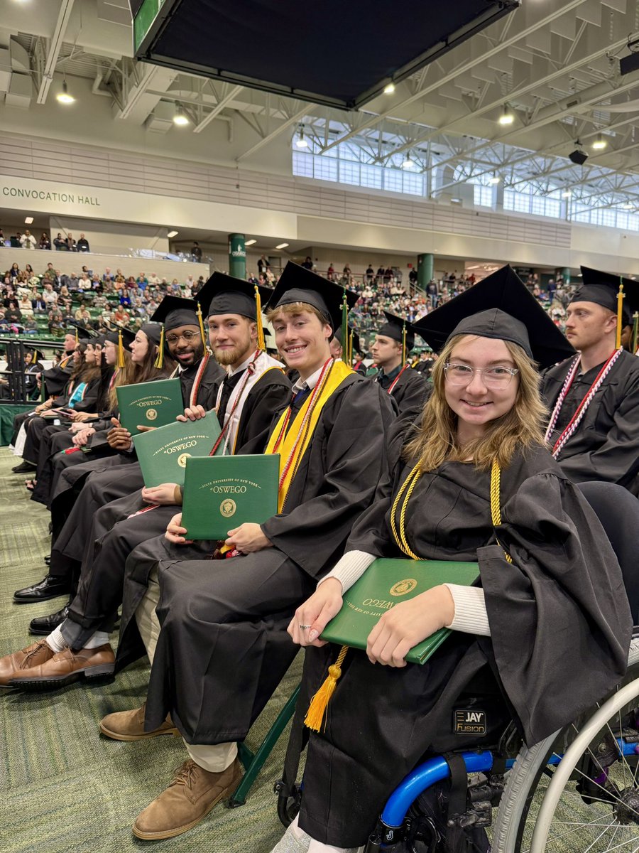 SUNY Oswego tweet media