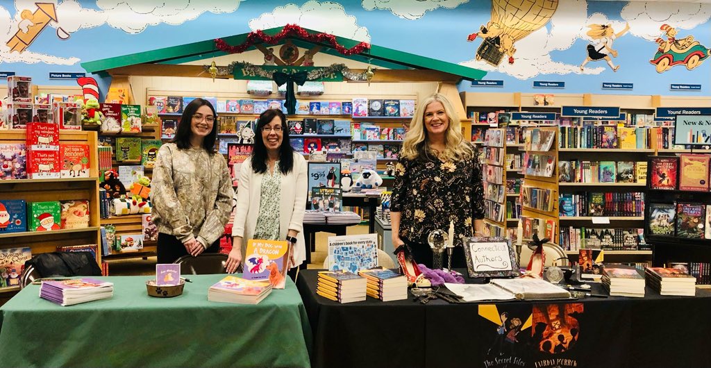 Jess and Stephanie tweet media