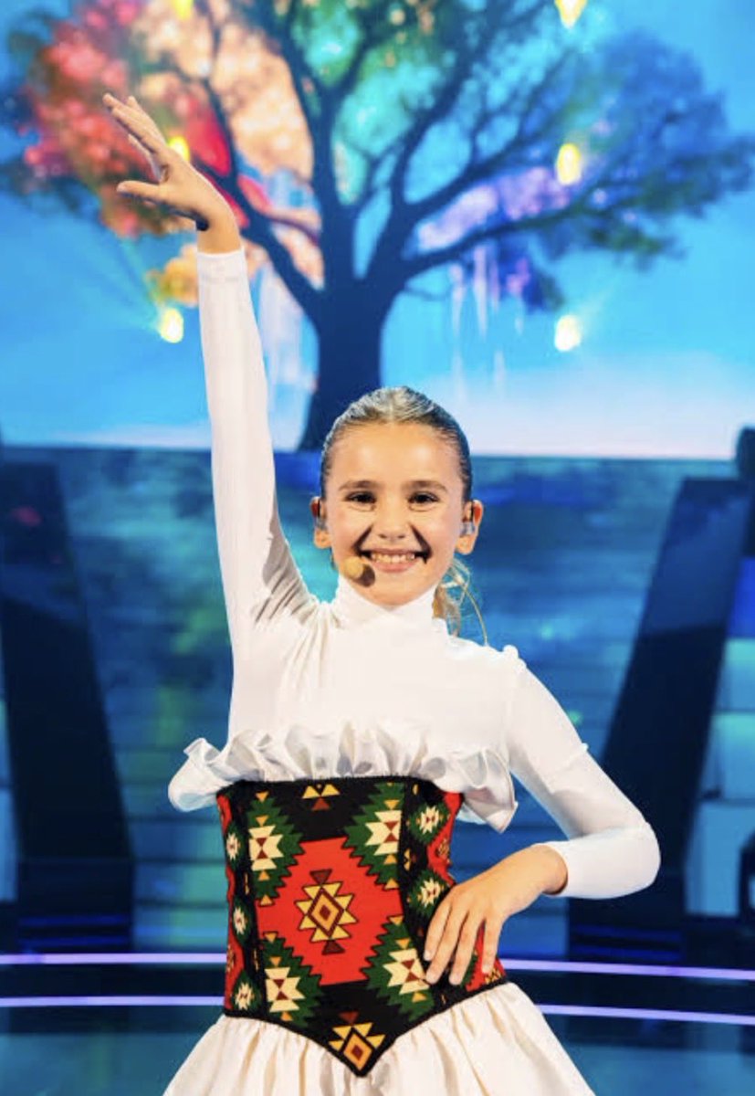 escxksn's tweet photo. Albania aura on eurovision and junior eurovision this year was INSANE.
8th place                                6th place https://t.co/icsKzLufUd