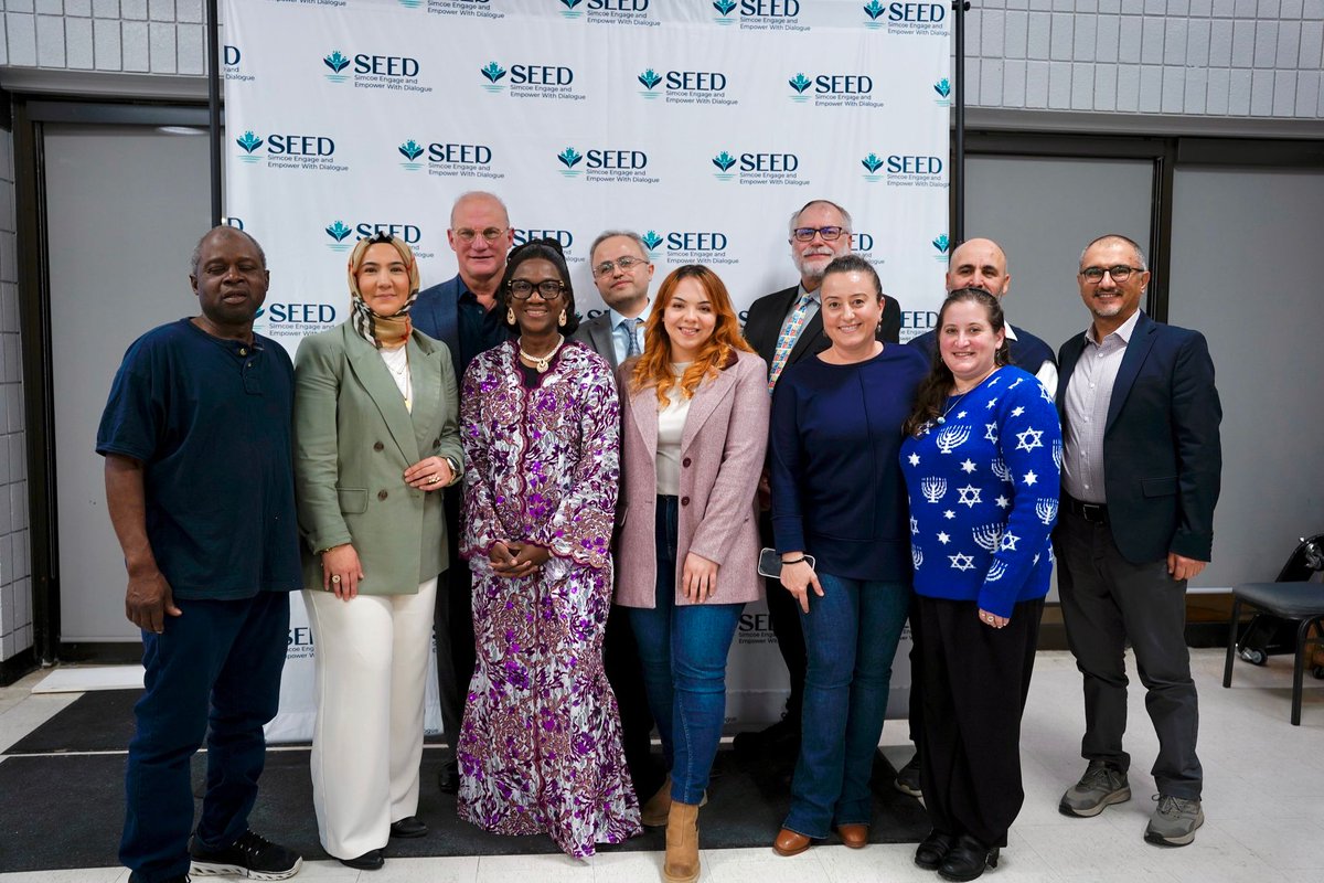 SeedSimcoe's tweet photo. Last night’s SEED Winter Celebration was a warm and meaningful gathering of community, dialogue, music, and shared humanity.

Grateful to everyone who joined us and helped build connection in a polarized world.

#SEED #Community #Dialogue #SimcoeCounty 
https://t.co/E0jxE9pDOY https://t.co/mCXe7EejmK
