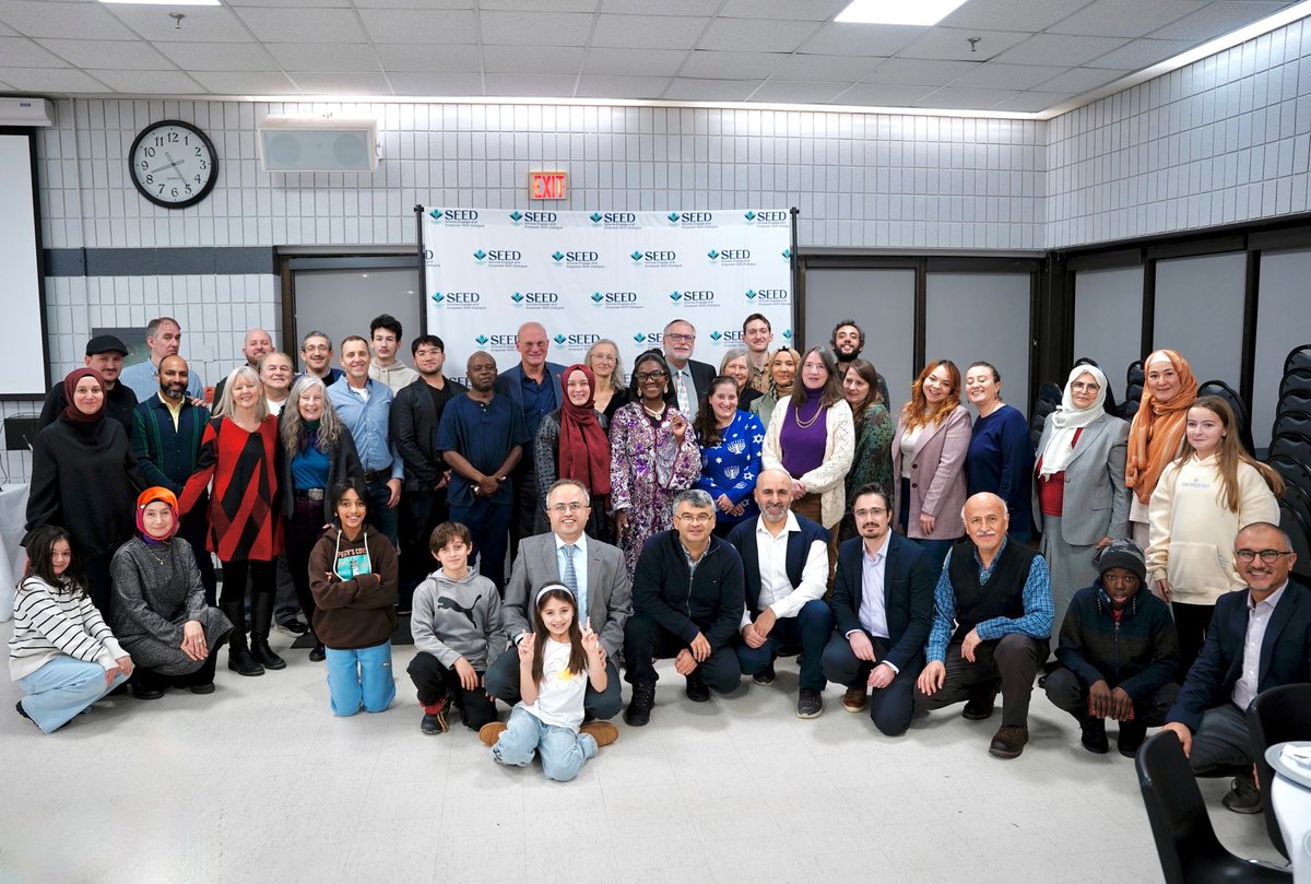 SeedSimcoe's tweet photo. Last night’s SEED Winter Celebration was a warm and meaningful gathering of community, dialogue, music, and shared humanity.

Grateful to everyone who joined us and helped build connection in a polarized world.

#SEED #Community #Dialogue #SimcoeCounty 
https://t.co/E0jxE9pDOY https://t.co/mCXe7EejmK
