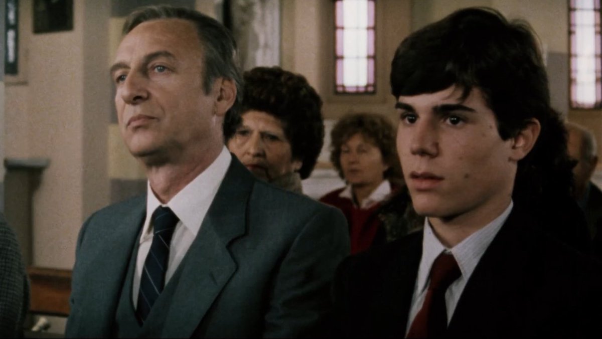 Acá junté todos los links de películas de Héctor Alterio que hay en el canal en uno solo para que puedan entrar y ver la que quieran: 
docs.google.com/spreadsheets/d…