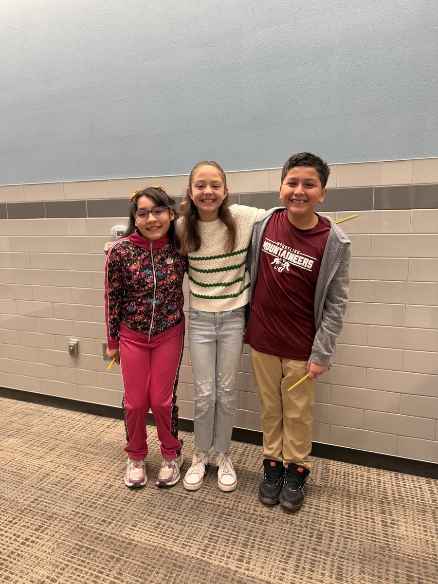 JChaparroMV's tweet photo. Congratulations to our kiddos representing @MissionValleyES at the elementary UIL competition 🥳 #TogetherWeConquer https://t.co/8IxwwFz0VW