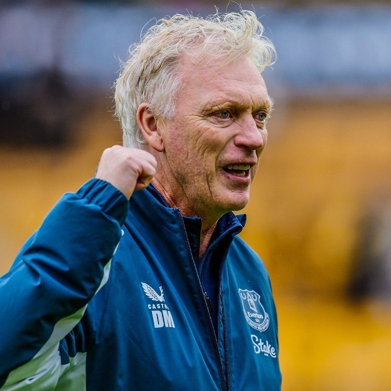 TouchlineX's tweet image. • Reporter: "What is the difference between Chelsea and Everton?"

🚨🗣️ David Moyes: "About a billion-pound difference."