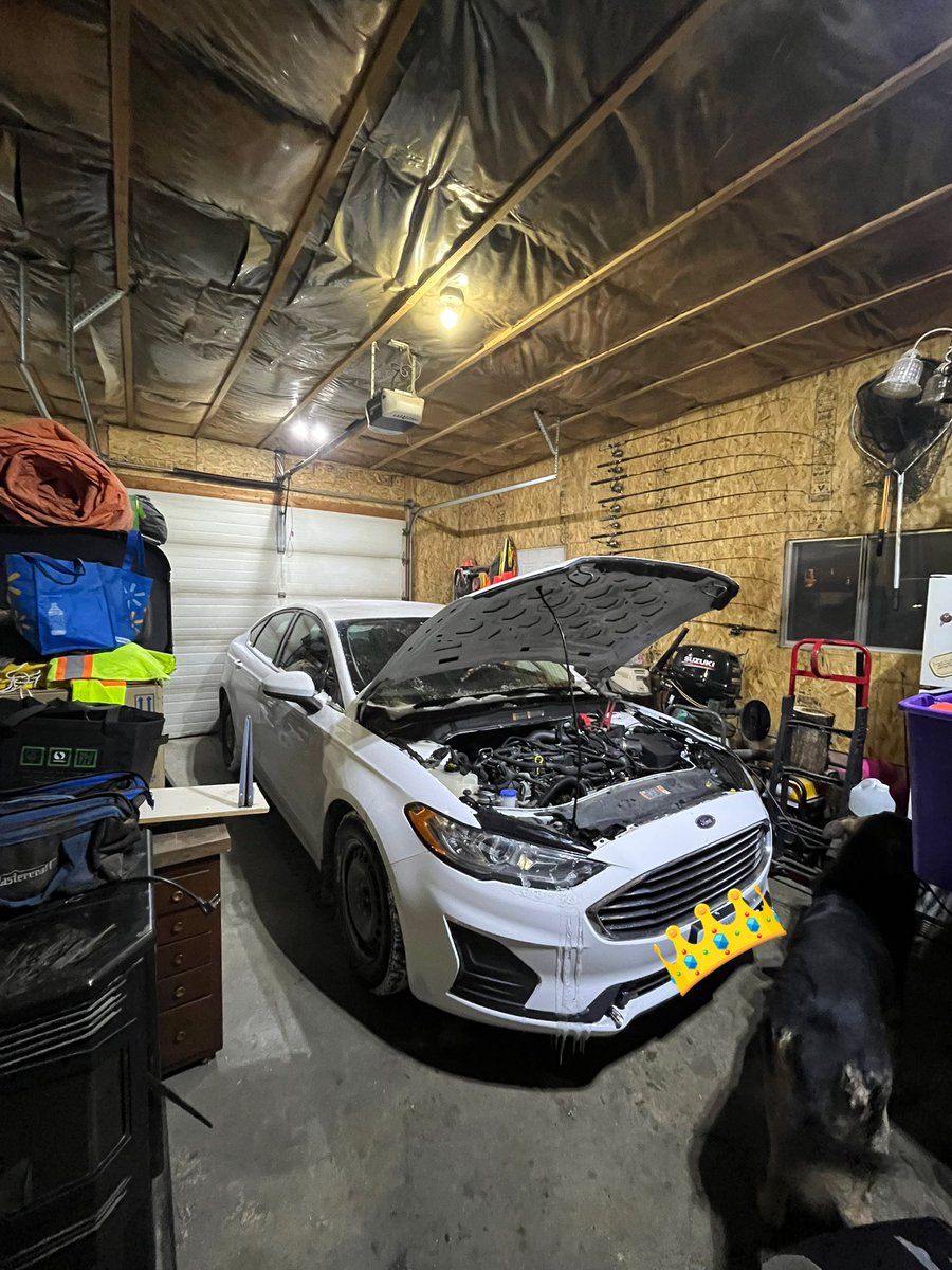 终于终于终于买车了，上班买菜不求人。
2019蒙迪欧，六年不到五万公里，老奶一手车值得拥有