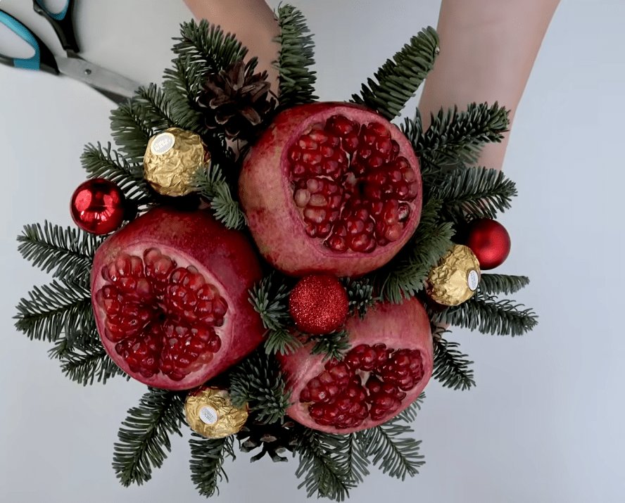 Feliz Gran Noche de ✌️en Granada, querido <a href="/RAPHAELartista/">𝗥𝗔𝗣𝗛𝗔𝗘𝗟</a> donde creas hoy
la Magia pura Navideña con tu fabulosa Voz 😍 y tu Creatividad🤩 inagotable. Contigo mentalmente 🙌 🙌👏👏💖💖 y sí, me gusta pensar en Tí❤️❤️❤️ ÚNICO