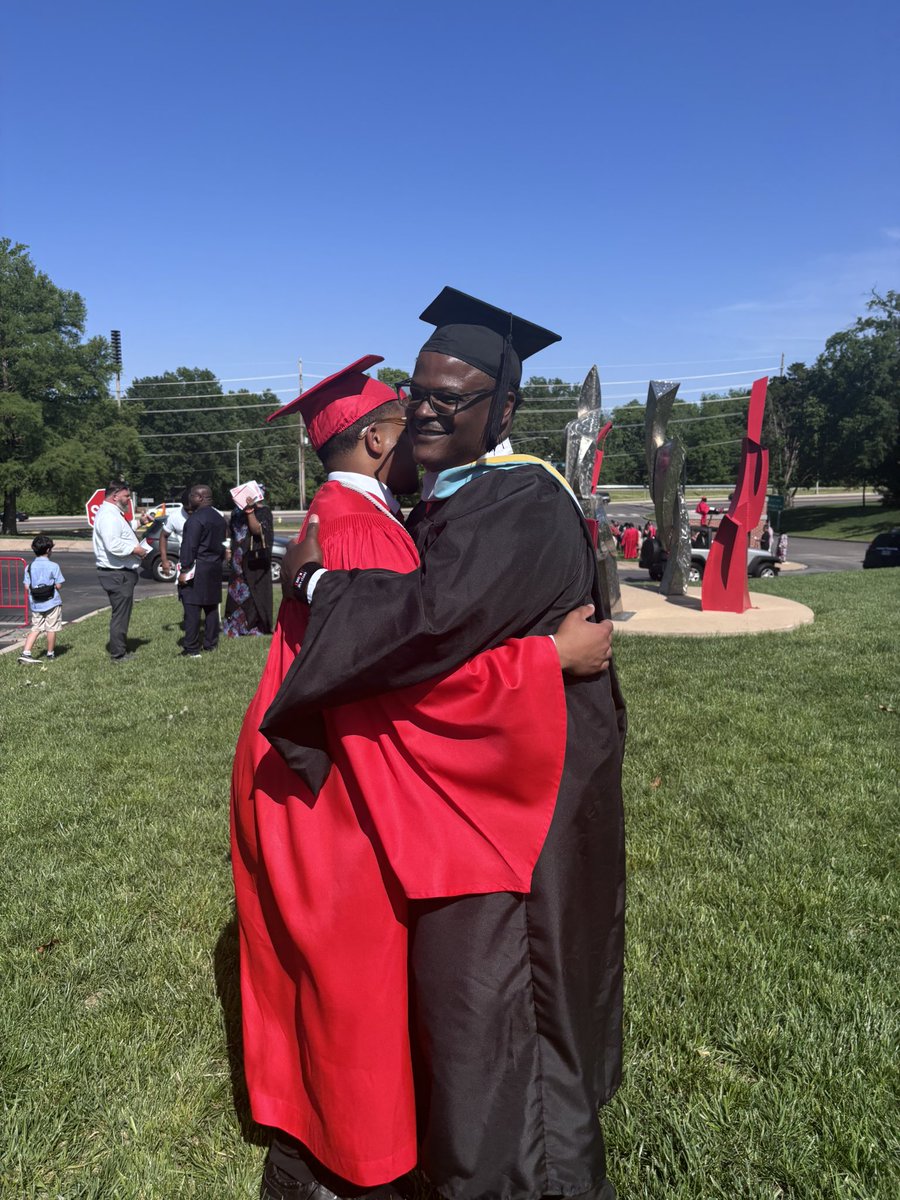 michael irving tweet media