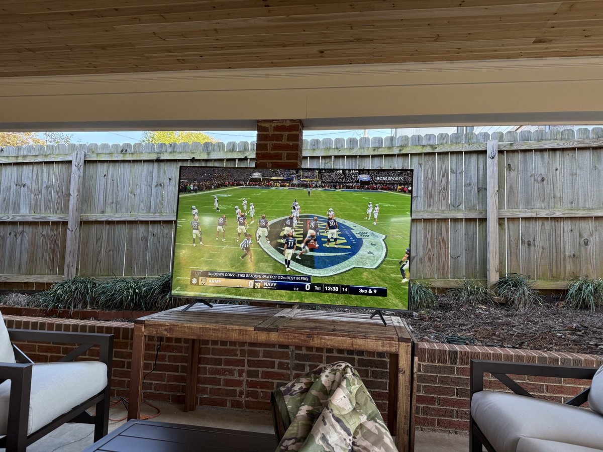 StevenRCole's tweet image. #BeatNavy @DrunkOldGrad @asforfootball @WPAOG