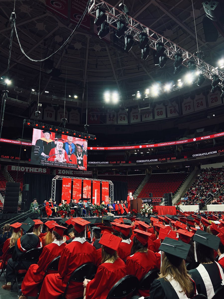 NCState's tweet image. 35° outside. ❄️ 3,498 degrees inside. 🔥

The world is waiting for you, Wolfpack. We can’t wait to see what you #ThinkAndDo next.