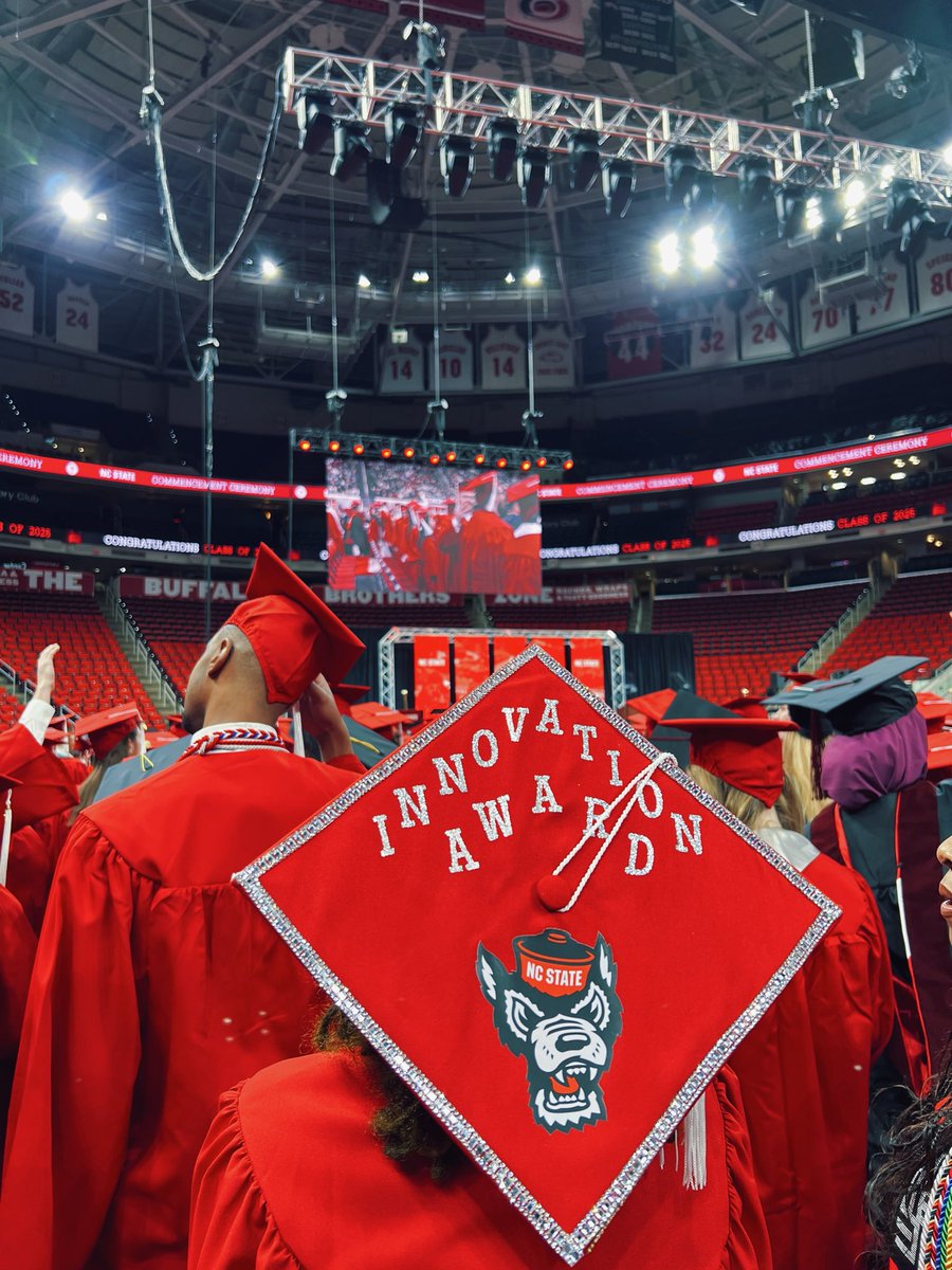 NCState's tweet image. 35° outside. ❄️ 3,498 degrees inside. 🔥

The world is waiting for you, Wolfpack. We can’t wait to see what you #ThinkAndDo next.