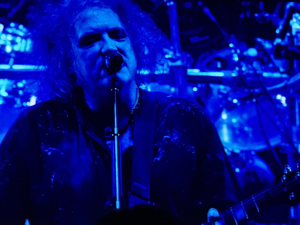 liqueur - Cure Tribute tweet media