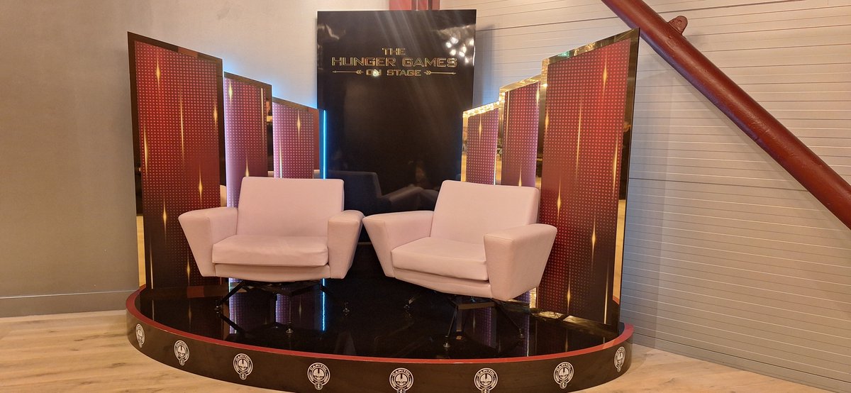 BobStaple's tweet image. Yesterday I went to watch the Hunger Games Stage Show in London. Really good shows, with a lot of moving parts