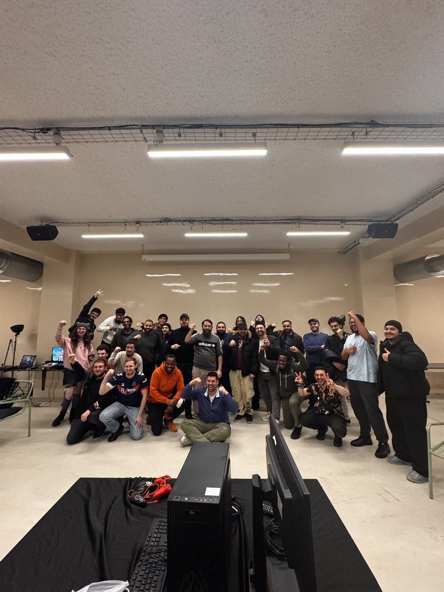 GamingCorpBE's tweet image. Et notre grand vainqueur de ce tournoi #StreetFighter6 est YOUNES !!! 🥳

Top 3 : 
1) Younes 
2) Thorkell
3) Kronbee