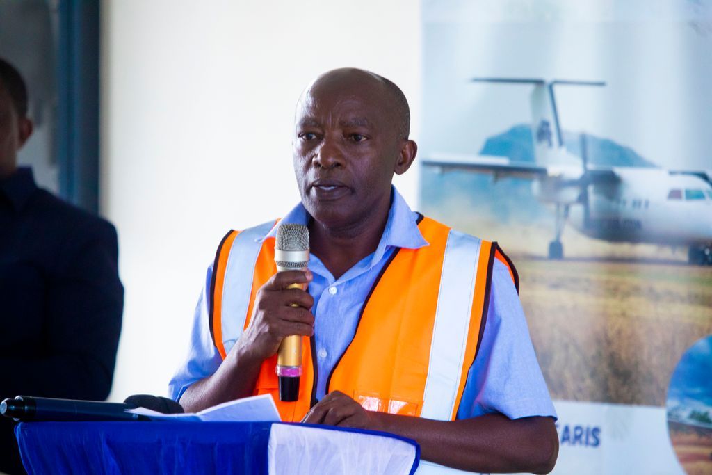 auricair's tweet image. ✈️ Auric Air yazindua safari mpya Kahama ⇄ Dar es Salaam, hatua muhimu kuimarisha muunganiko wa mikoa na fursa za biashara.

Uzinduzi ulihudhuriwa na Mhe. Frank Nkinda, Bi. Glory Absolm, Mhe. Shaban P. Mikongoti na wadau mbalimbali.

#AuricAir #NowFlying #Kahama #DarEsSalaam