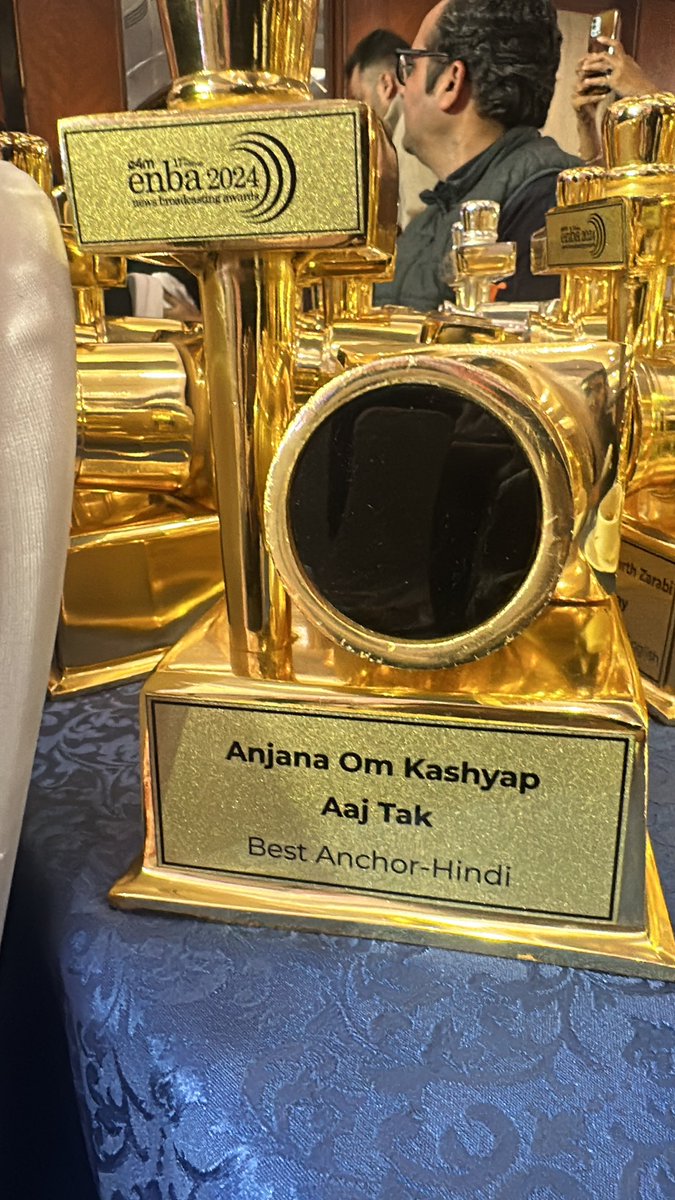 Anjana Om Kashyap tweet media