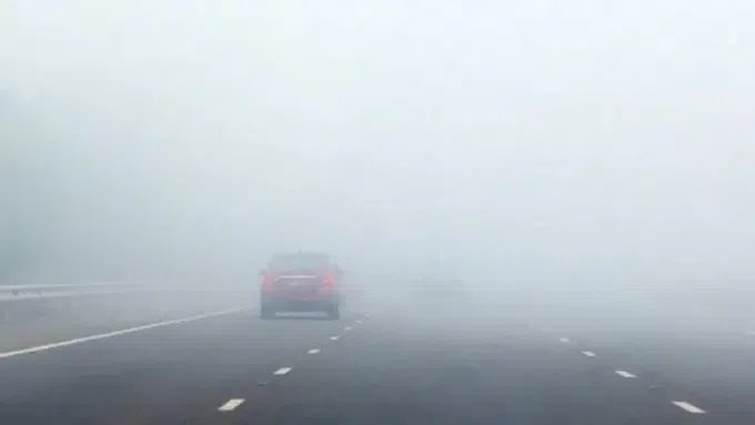 تنبيه من انعدام الرؤية الأفقية بسبب الضباب على #القريات 
