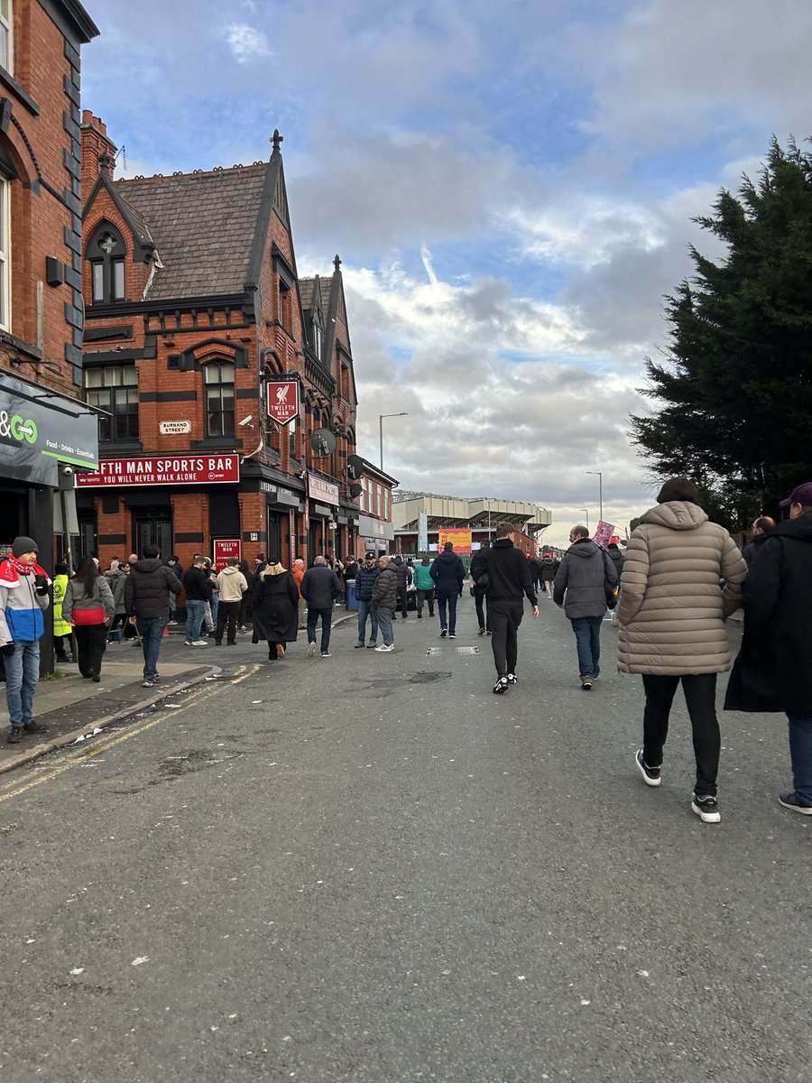 flav🇨🇭 tweet media