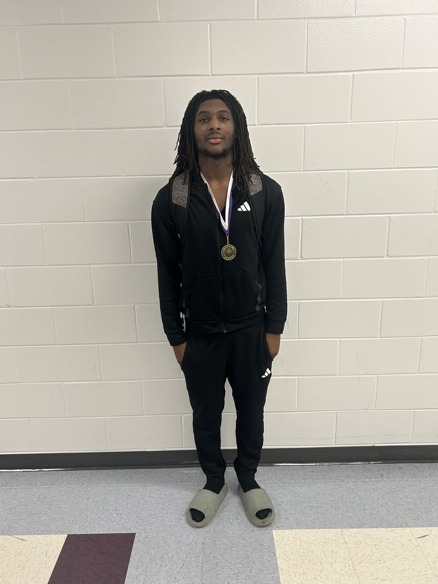 Really proud of our guys this weekend going 4-1 in the <a href="/mhs_bears/">Montgomery High School</a> Invitational.  Starting to gel! That’s 4 wins in a row.  Shout out to <a href="/treavonallen5/">Treavon Allen</a> for making All-Tournament team. It’s a new day on ALDINE MAIL ROUTE! #justwin <a href="/coachb_ware/">Blake Ware</a> <a href="/BigMacHoops/">MacArthur Generals Basketball</a> <a href="/djones8301/">Doug Jones</a> <a href="/bigsloan32/">Marcus Sloan</a>