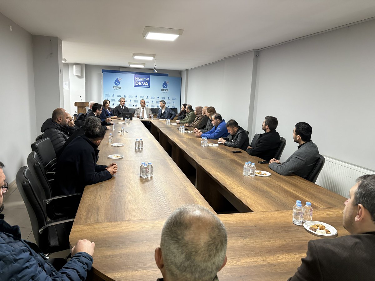 devagmsib's tweet photo. Genel Bşk. Yrd. ve Seçim İşleri Başkanımız Av. Yakup Engin ve  beraberindeki heyet, Bolu ve Düzce’de teşkilatlarımızı ziyaret edip saha çalışmalarına katıldı. Bu kapsamda çeşitli parti teşkilatları ile görüşüp, sivil toplum kuruluşlarına ve yerel basına ziyaretler gerçekleştirdi. https://t.co/FKtqAfFCpA
